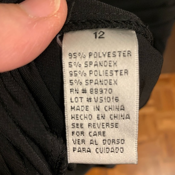 Perfect black Dress - Picture 11 of 13